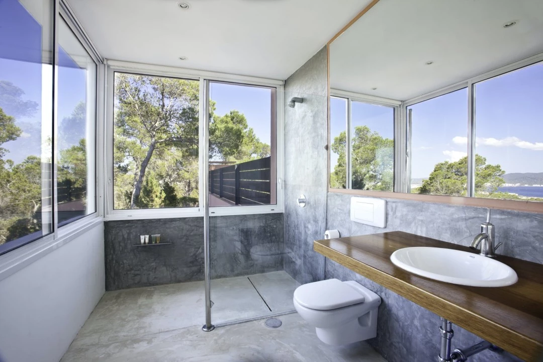 1681371384-Luxury real estates villa to rent Ibiza Azur 24 bathroom.webp